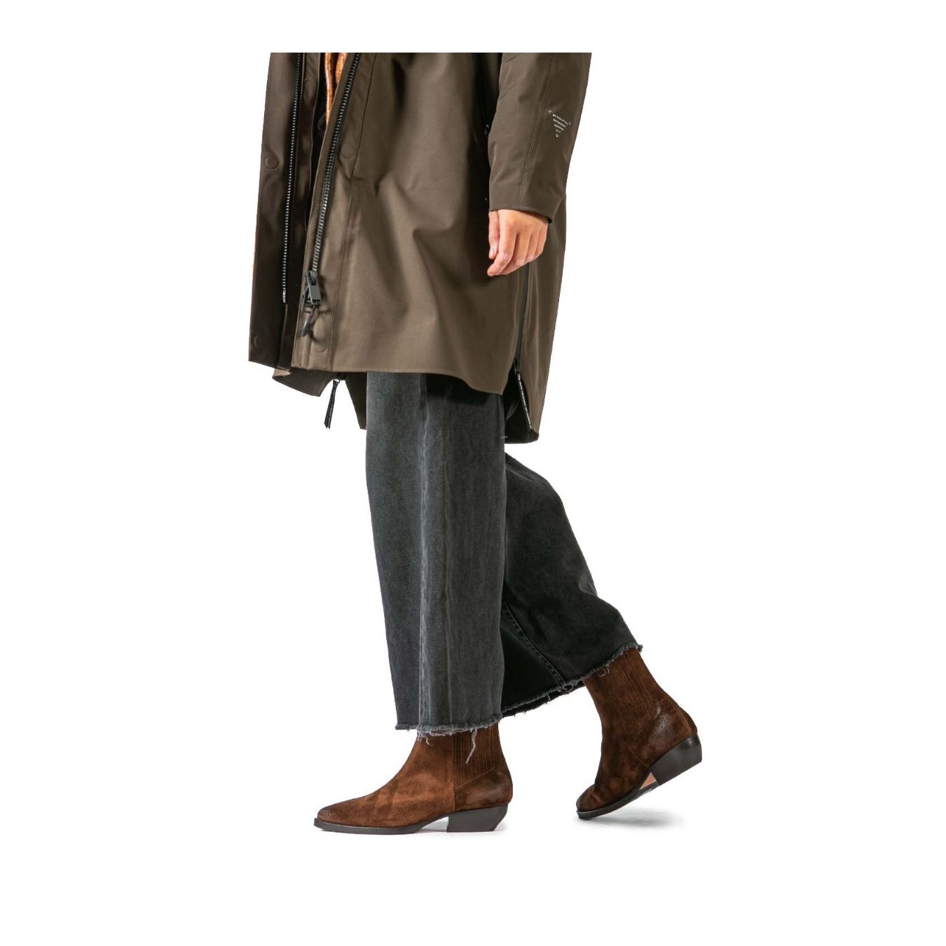 texano beatles in camoscio marrone indossato