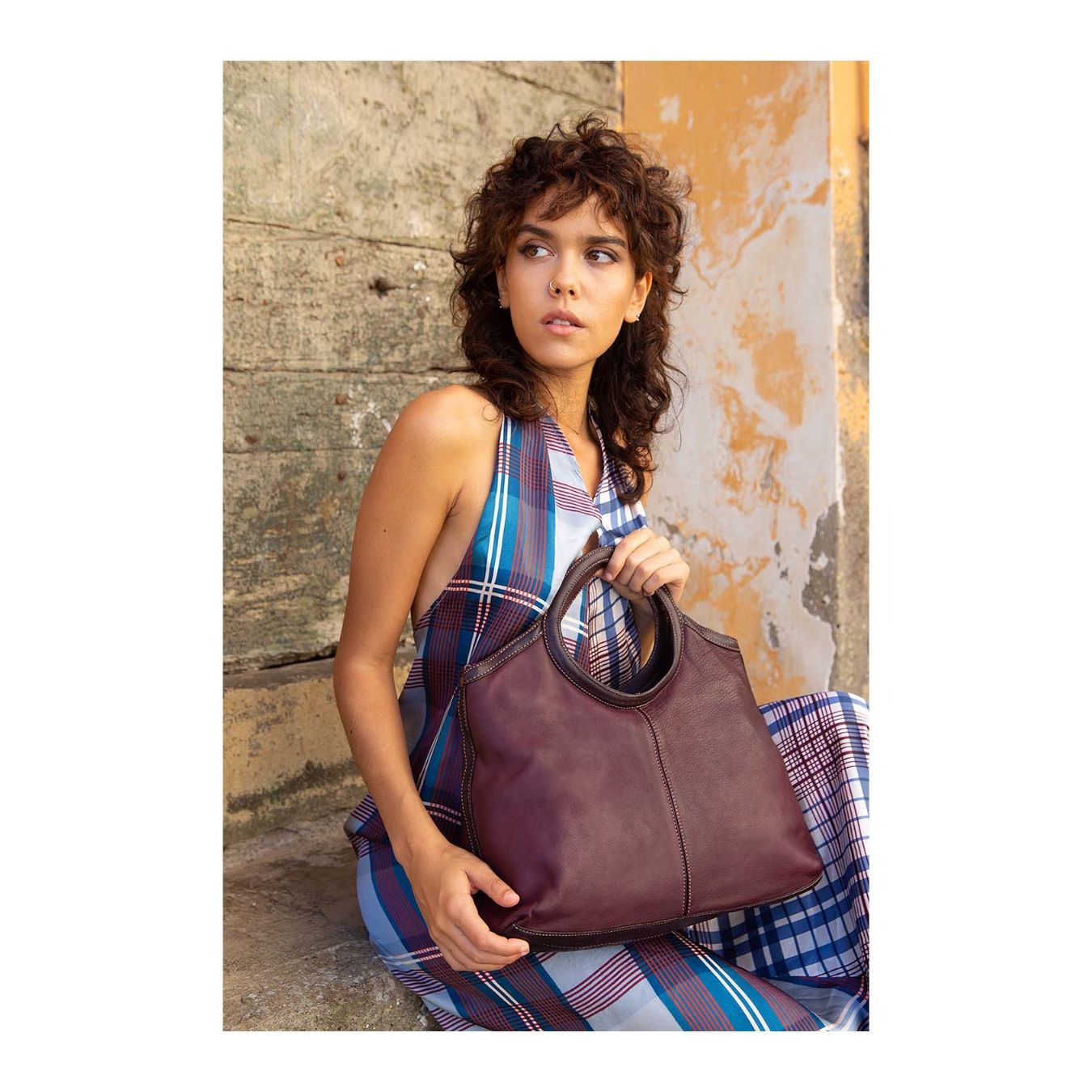 shopper CAMILLA in pelle prugna INDOSSATA