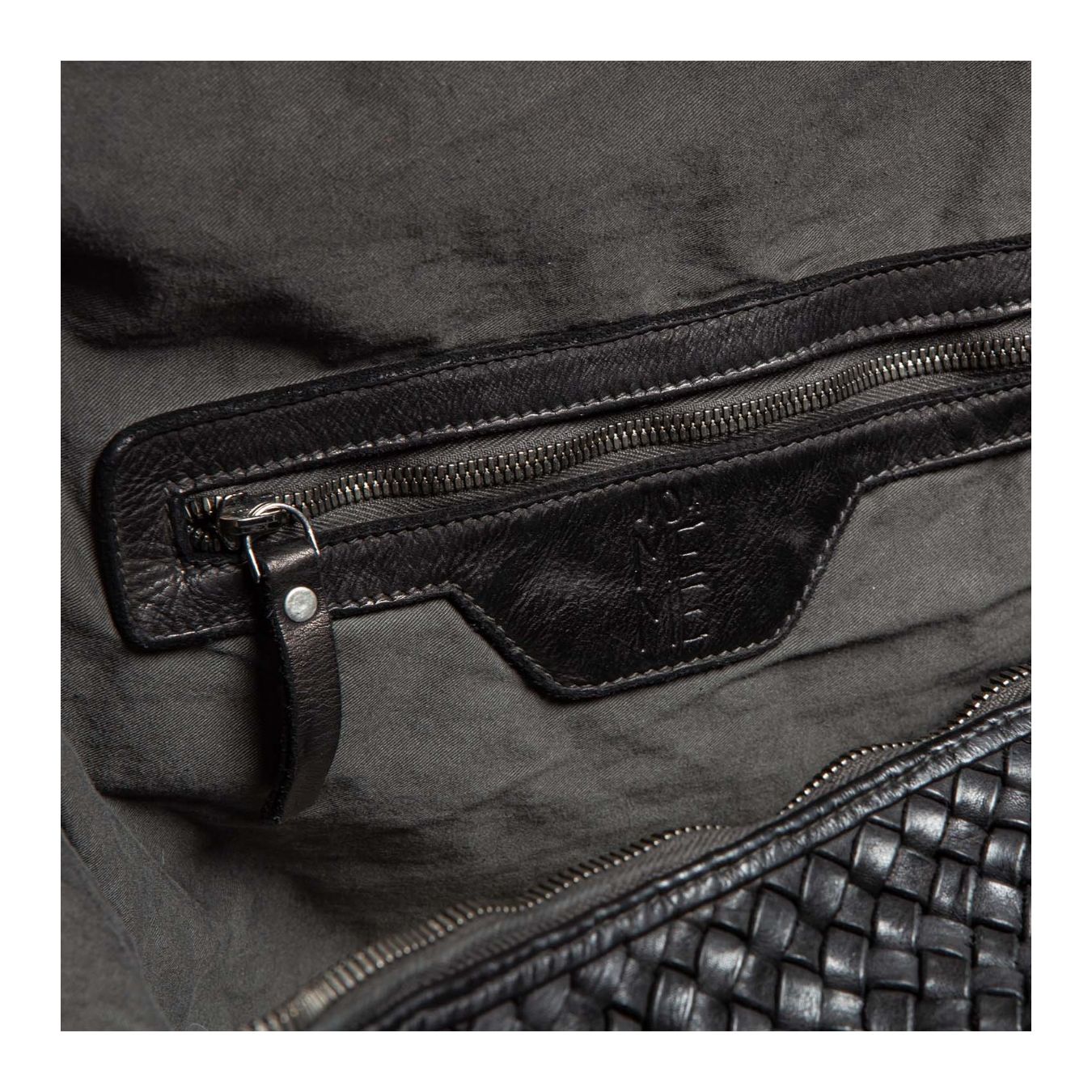 101 meme shopper GINEVRA MESH in pelle nera tasca interna