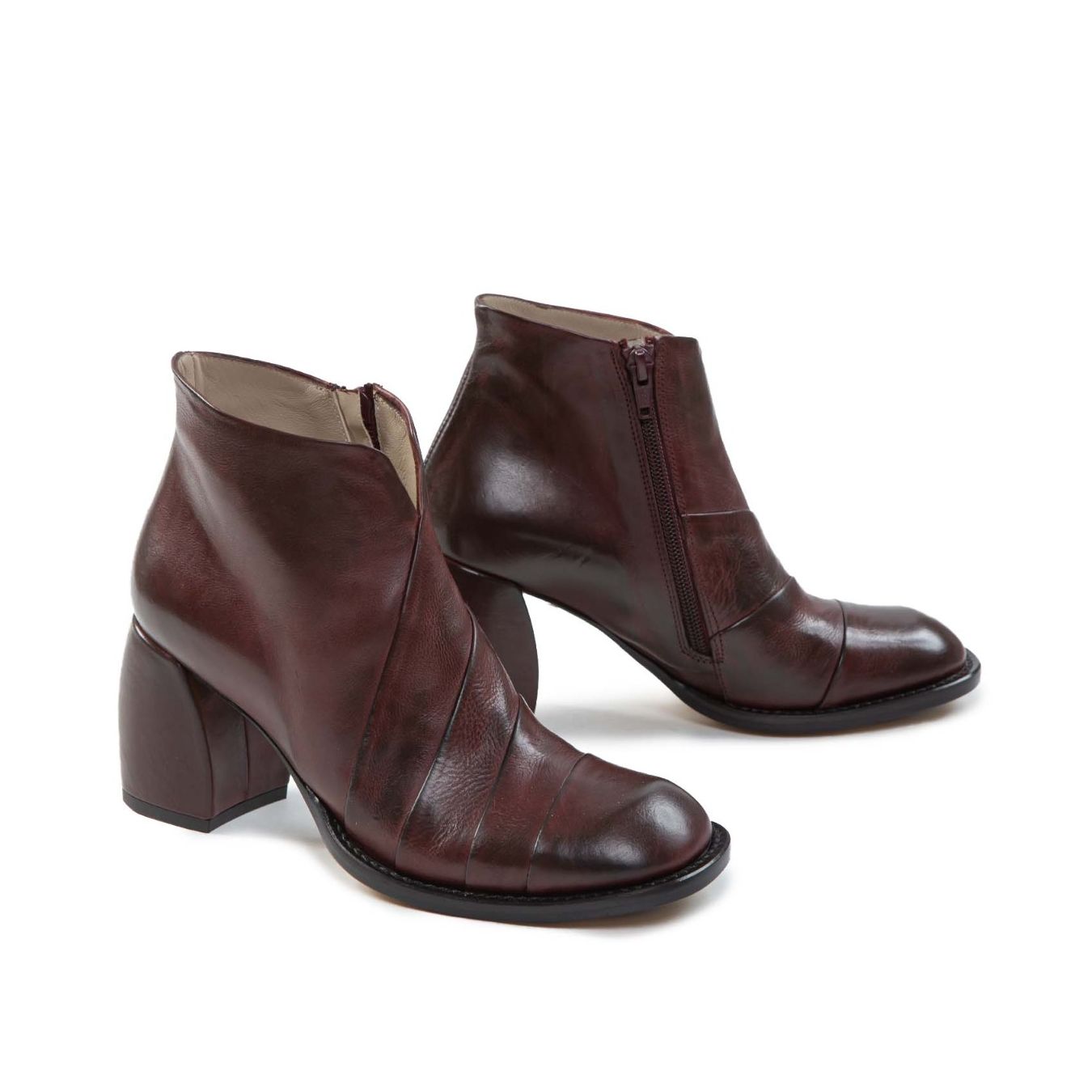 malloni accollati in pelle barolo zip