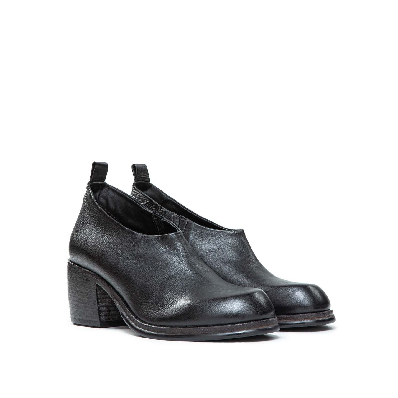 scarpa con tacco in pelle nera