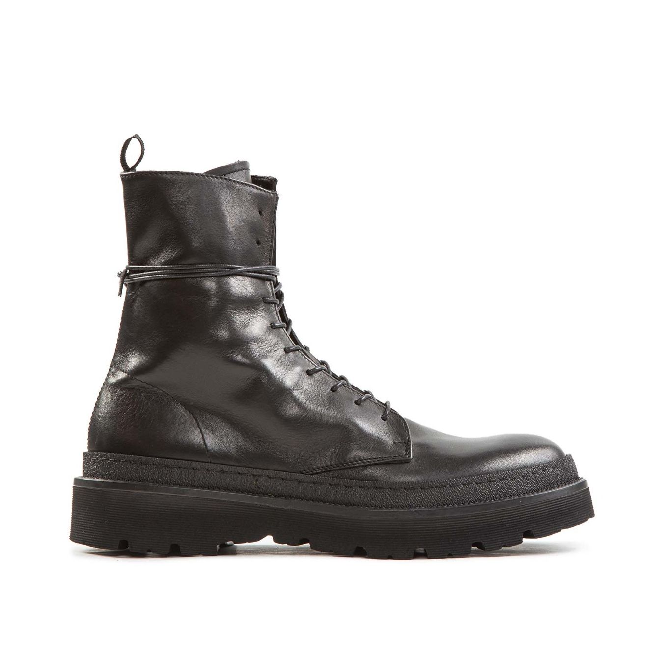 anfibio alto fondo vibram in pelle nera