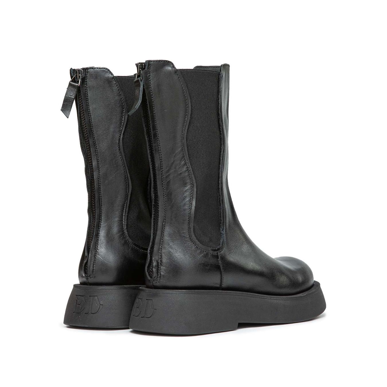 	
beatles fondo platform in pelle nera