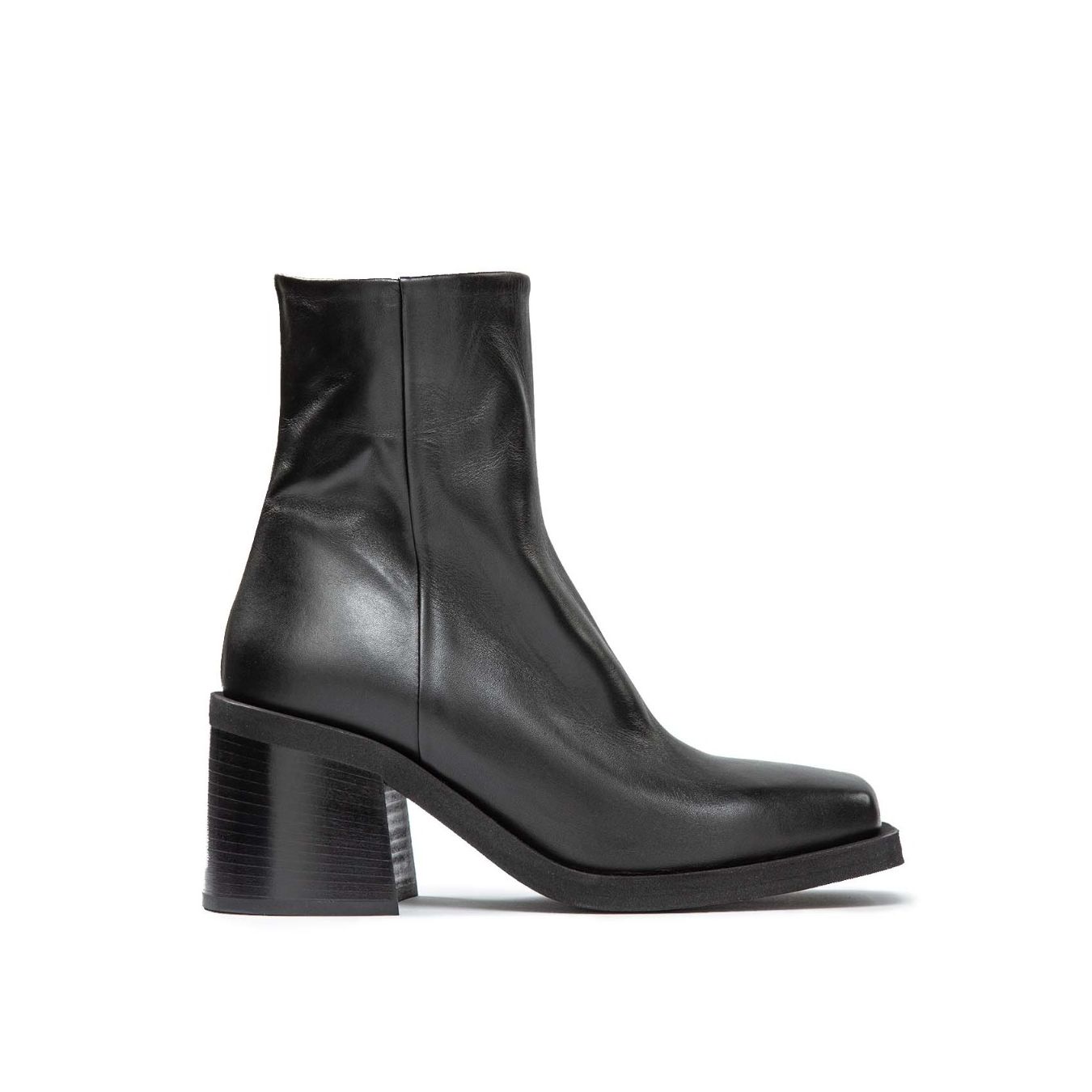 tronchetto in pelle nera