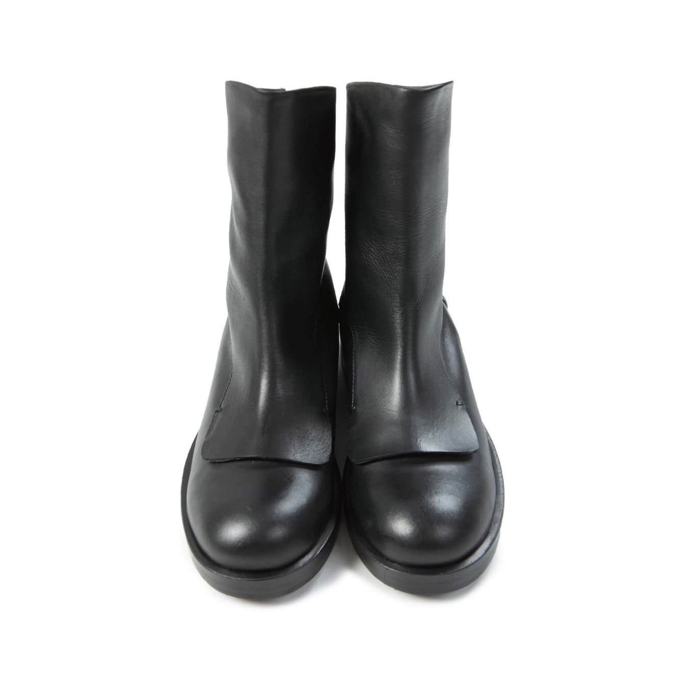 ernesto dolani biker con ghetta in pelle nera 