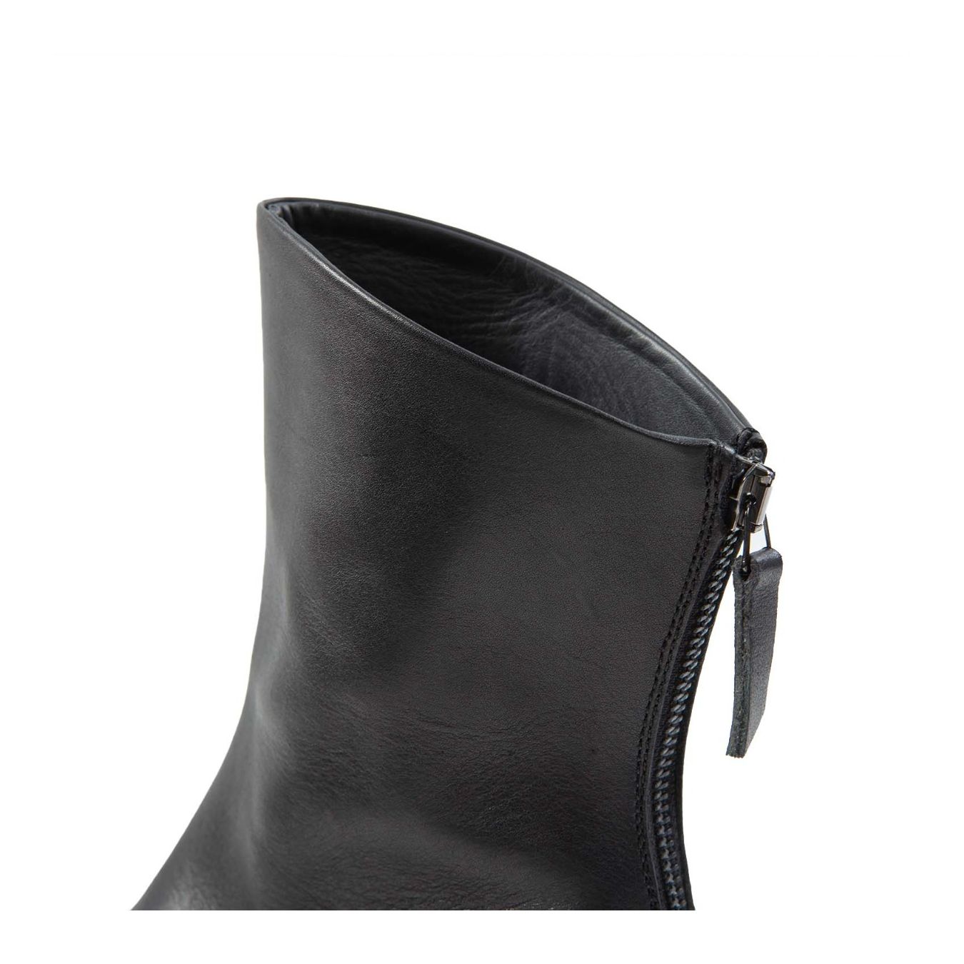 ernesto dolani biker con ghetta in pelle nera zip
