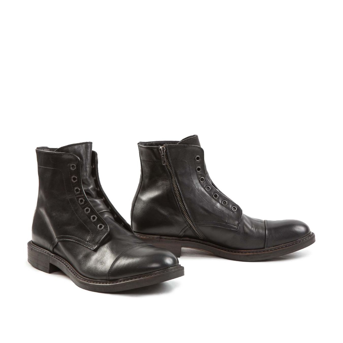 biker occhielli metallo in pelle nera zip