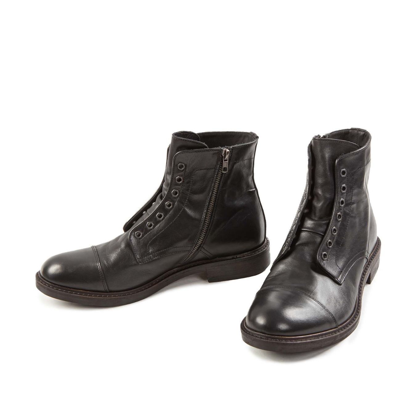 biker occhielli metallo in pelle nera lato