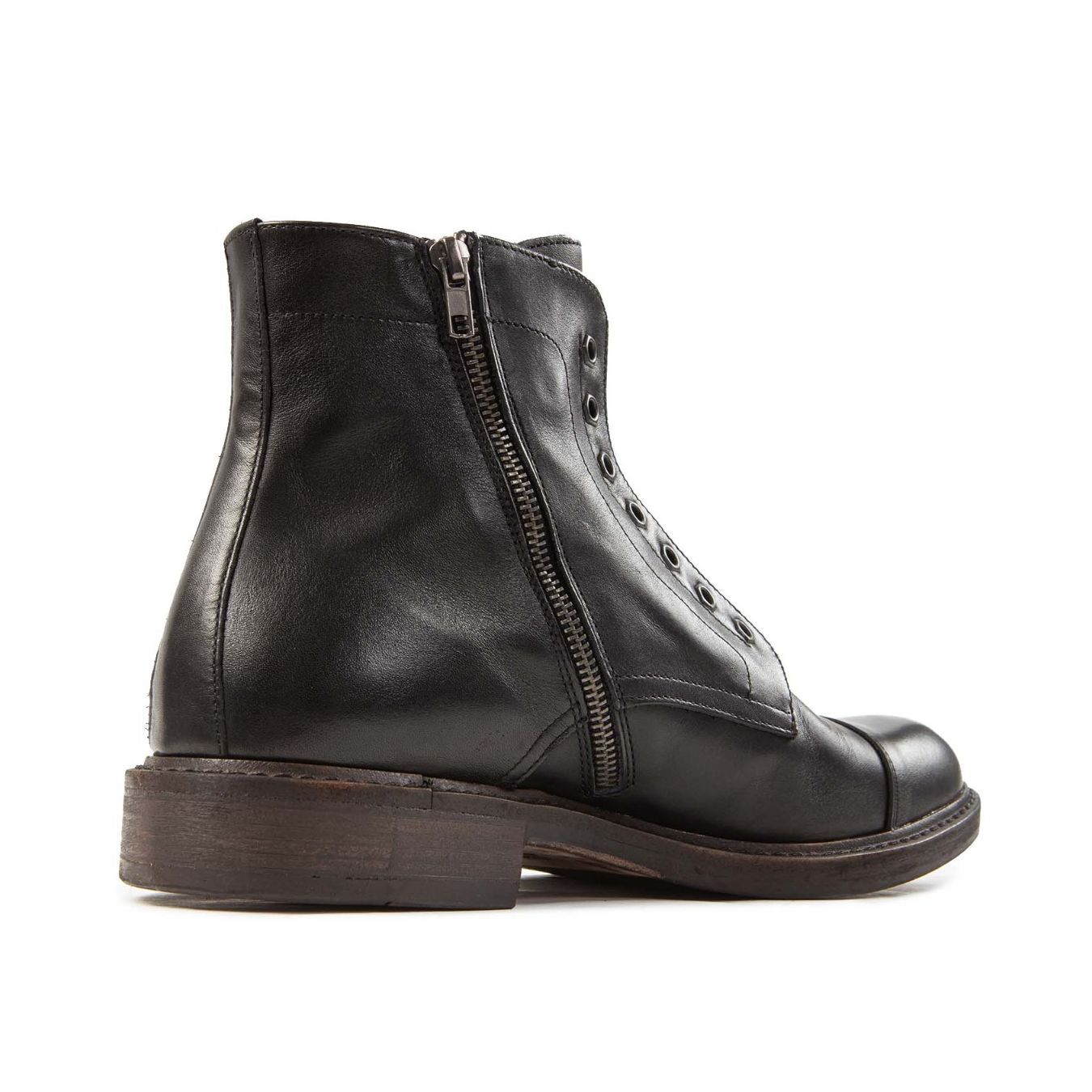 biker occhielli metallo in pelle nera dietro