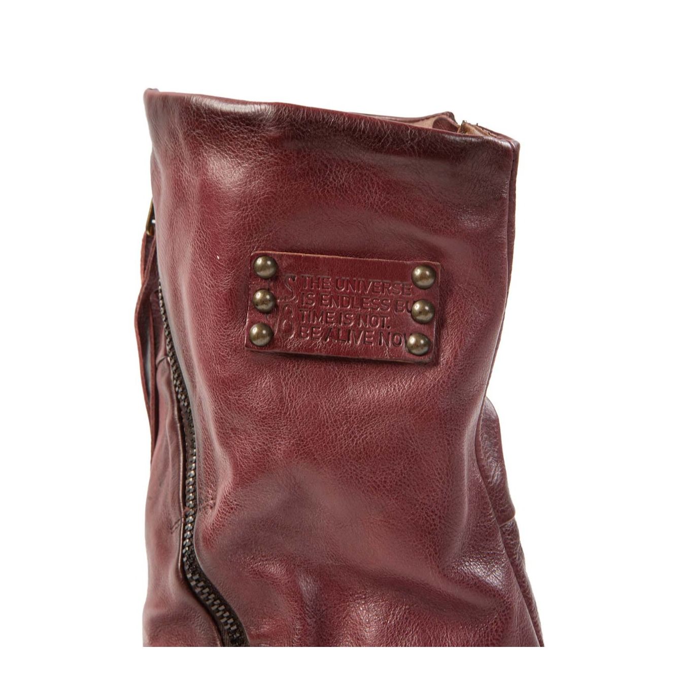 biker vestito in pelle madera  logo