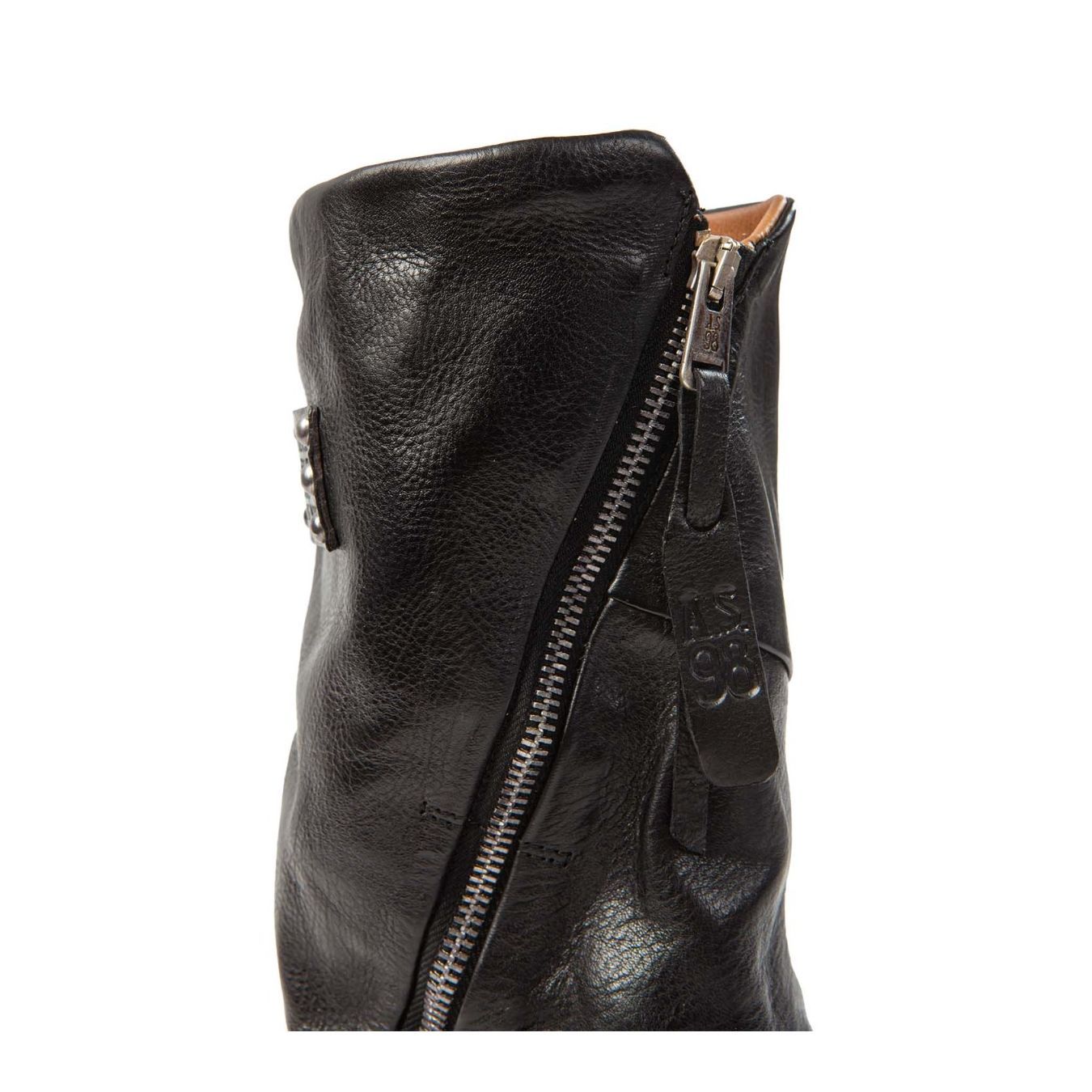 biker vestito in pelle nera  cerniera