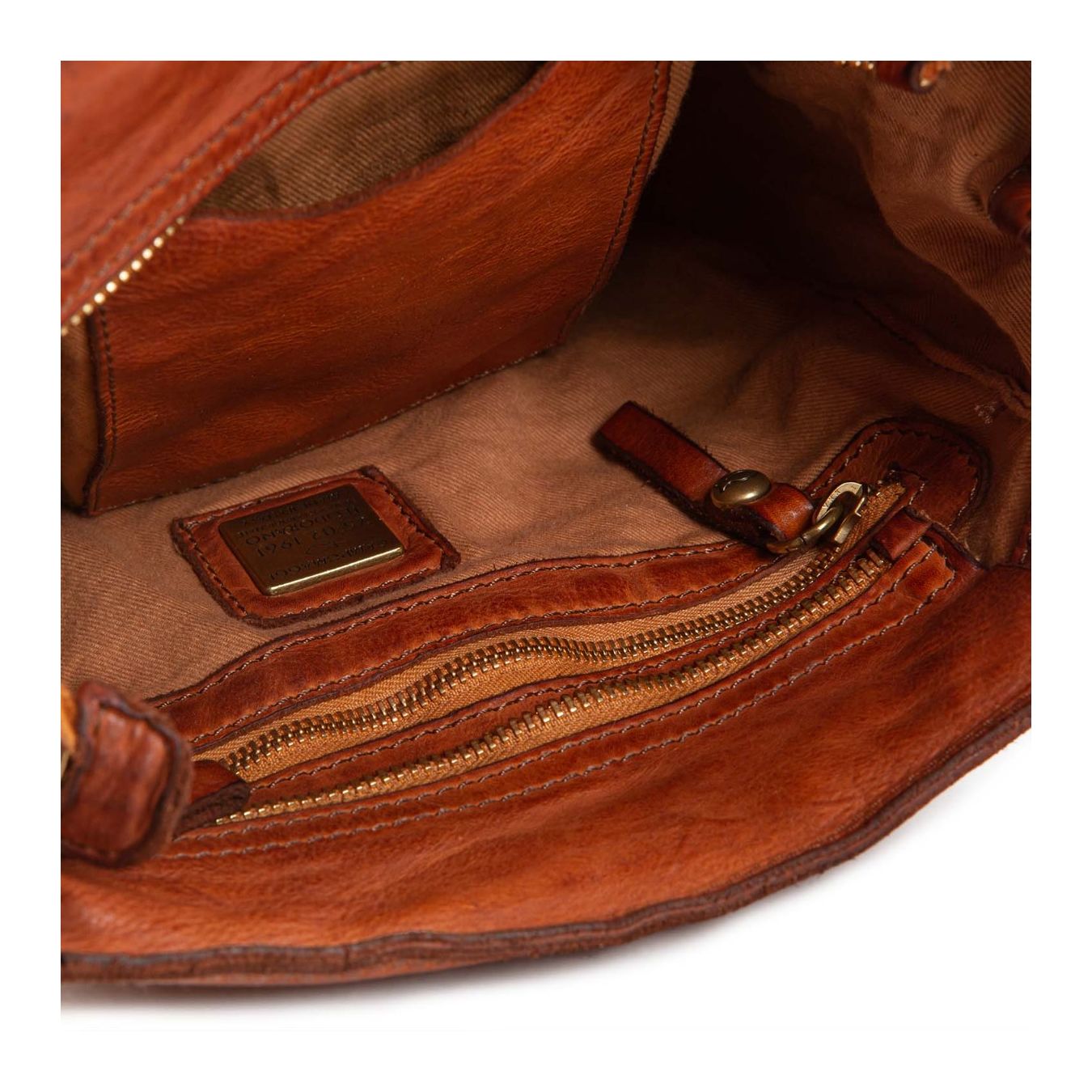 campomaggi shopper VIOLA cognac con borchie interno