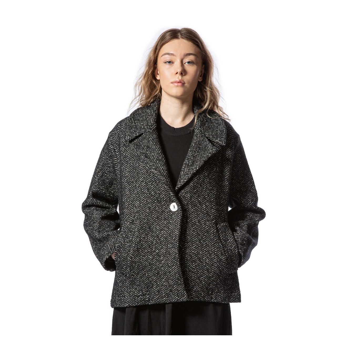 cappotto corto nora in tessuto spinato colore nero