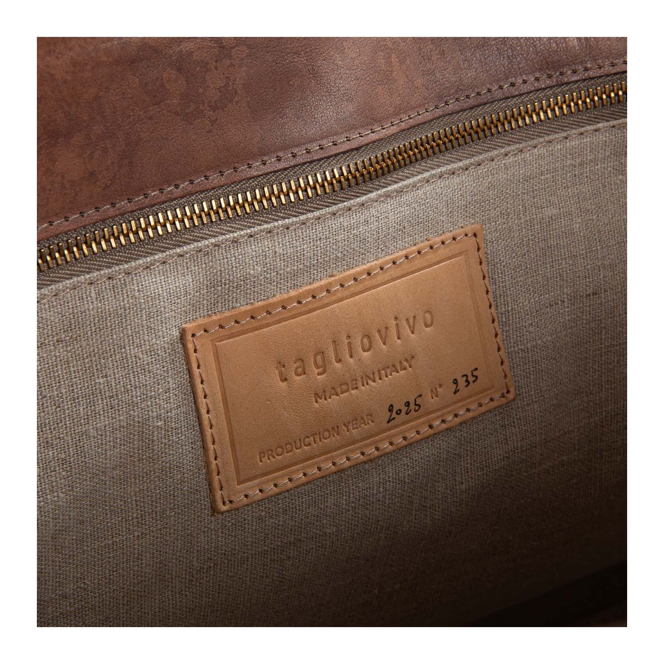 cartella DOCTOR in pelle brown  logo