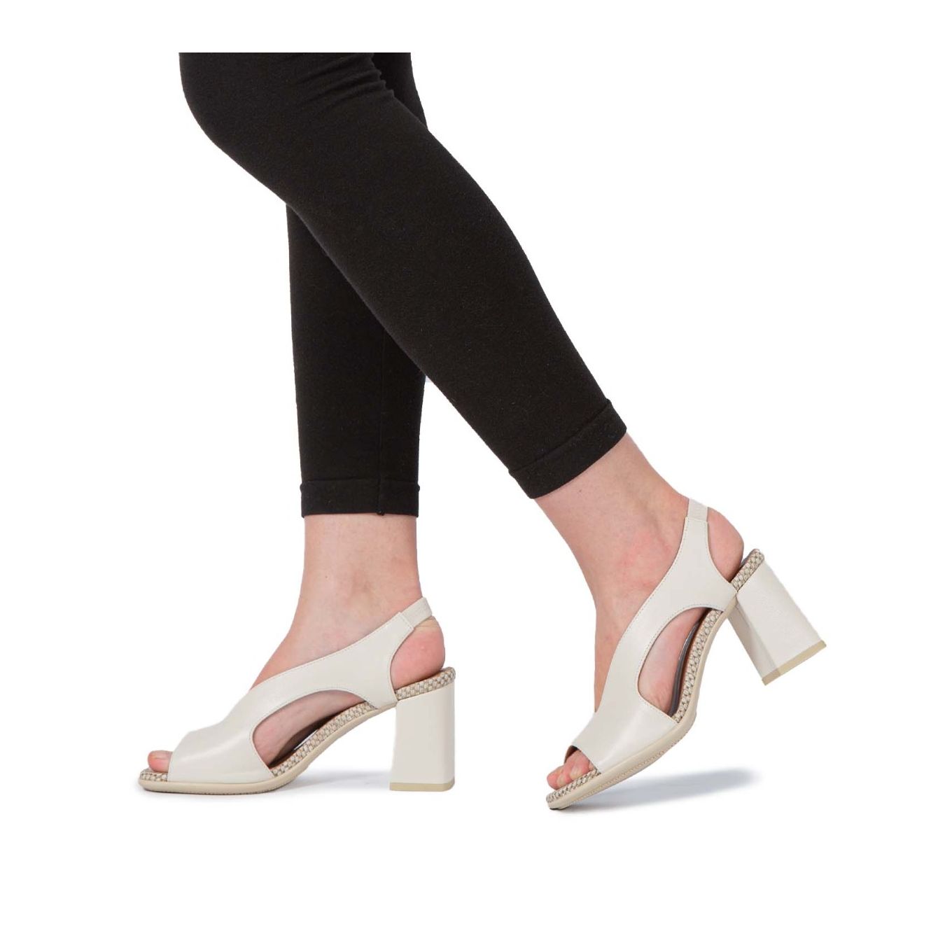 chanel FLEA in pelle bianca gianmarco sorelli 