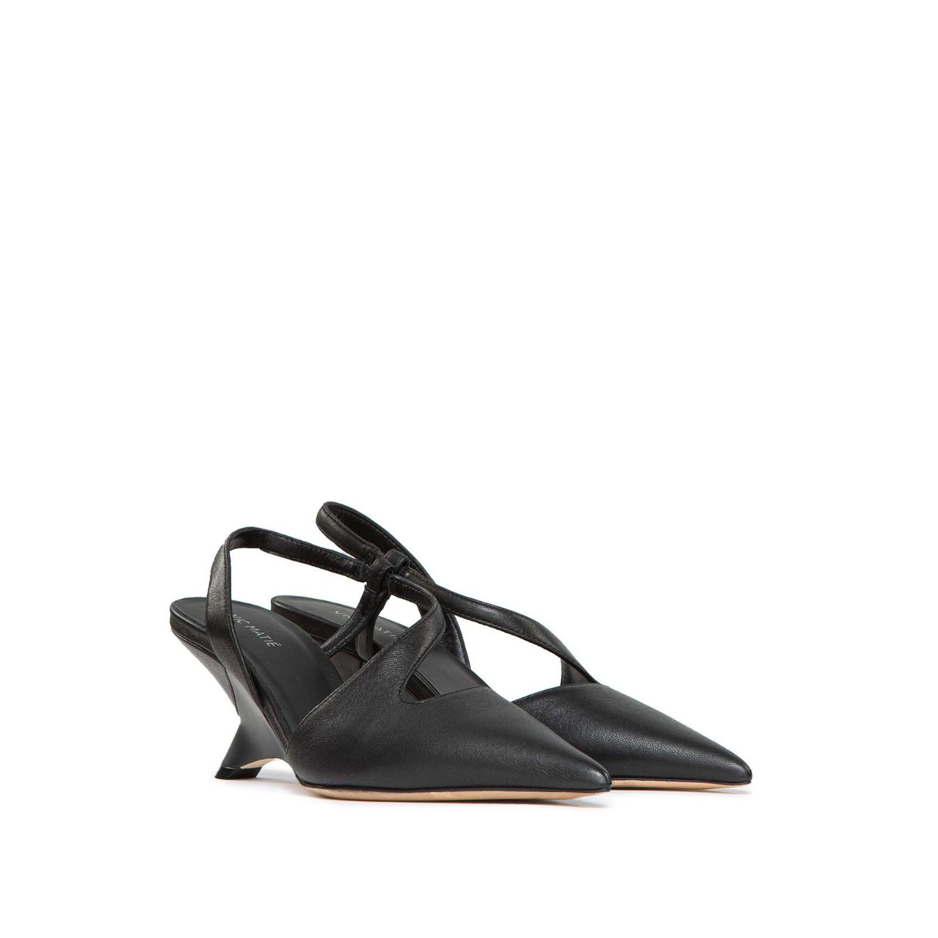 chanel in pelle nera 