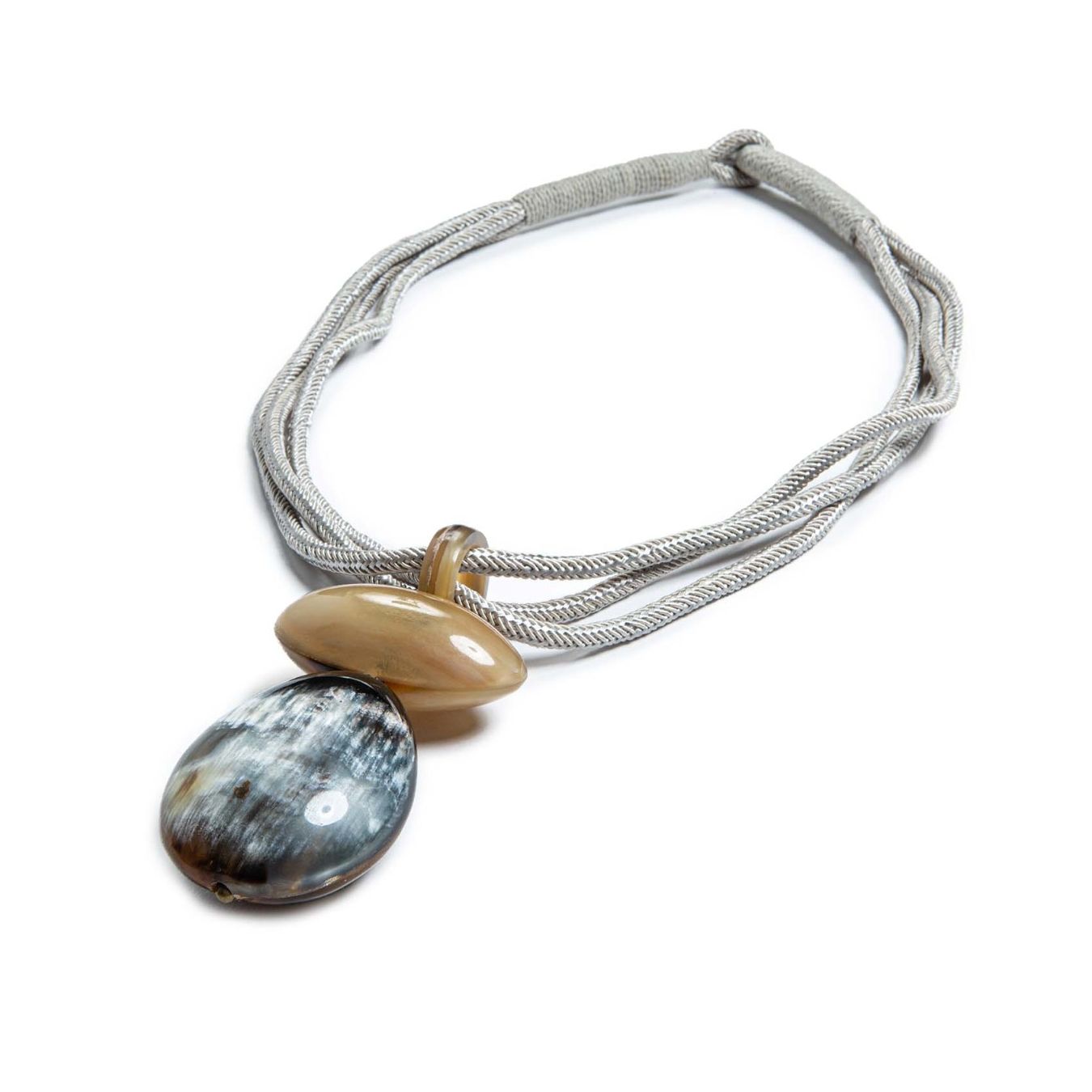 collana corda ghiaccio pietra legno sfumata uma