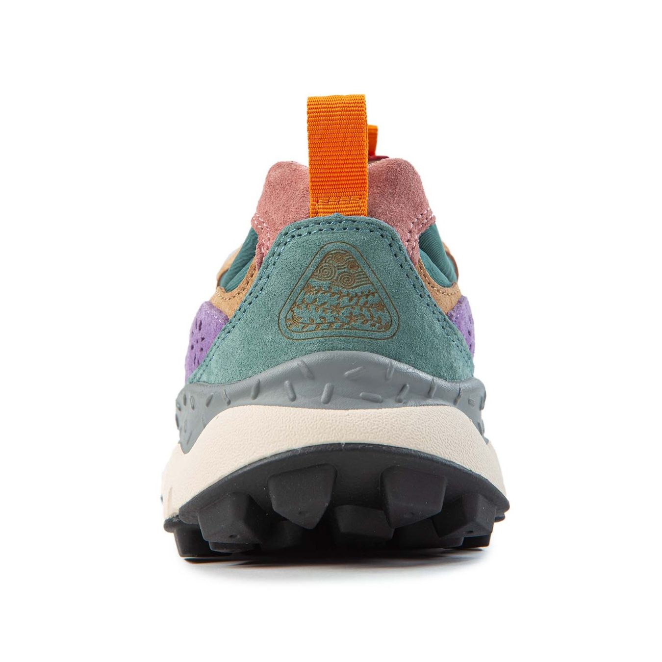 sneakers YAMANO con inserti fucsia dietro