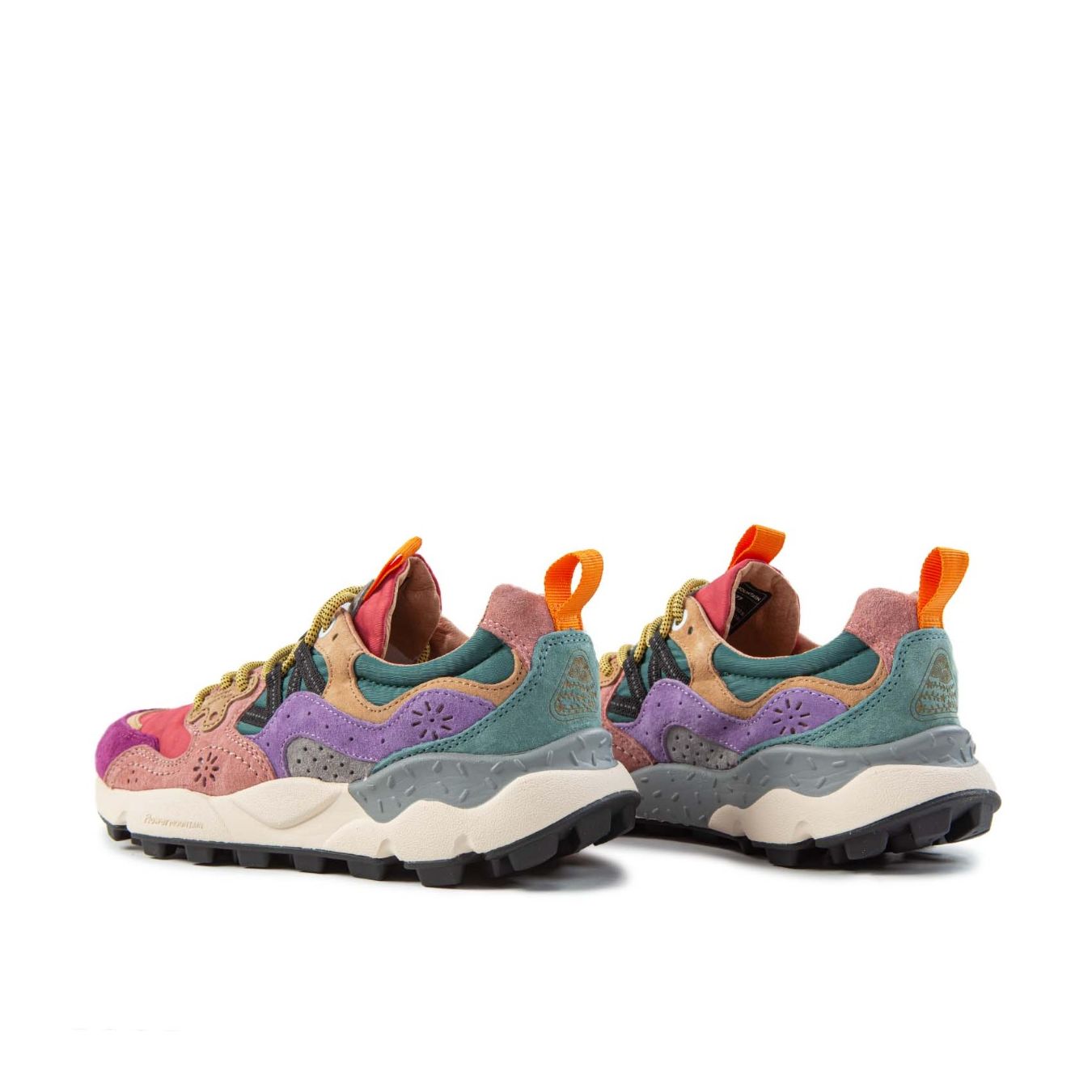 sneakers YAMANO con inserti fucsia profilo