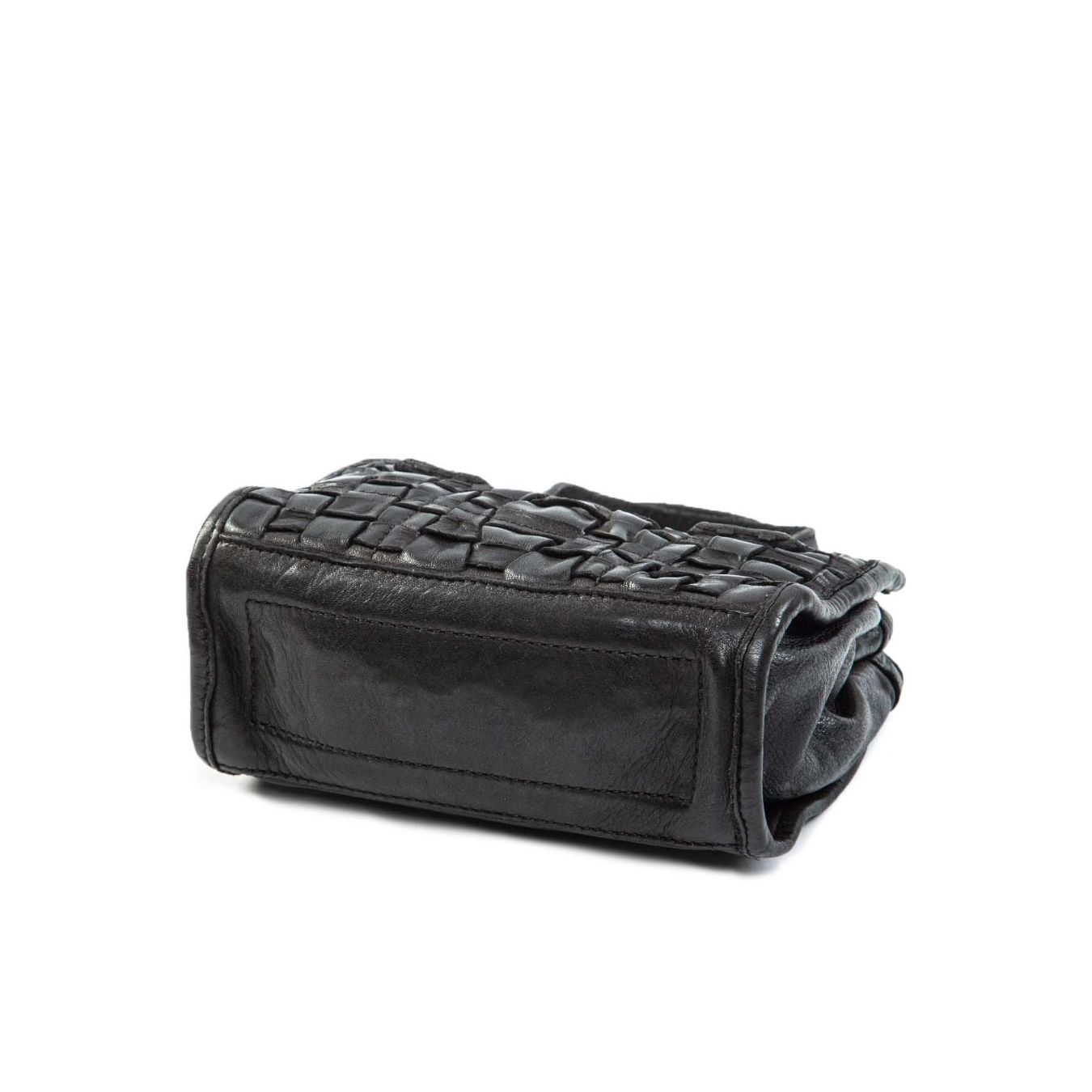 shopper piccola con intreccio in pelle nera sotto