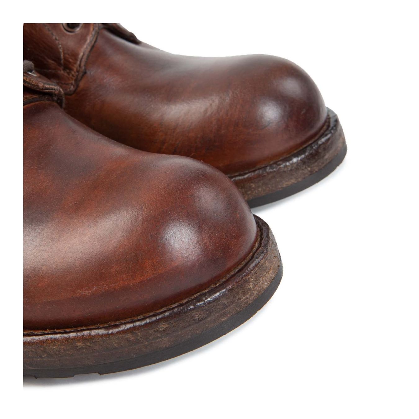 stivaletto in pelle marrone davanti