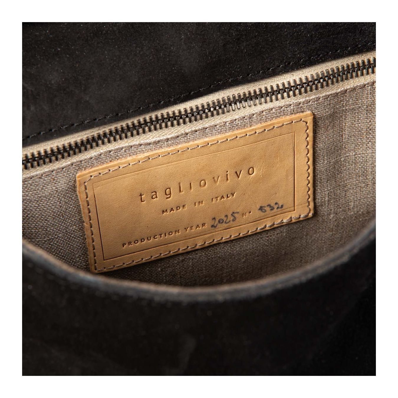 shopper LUNA CROSSBODY in pelle nera interno