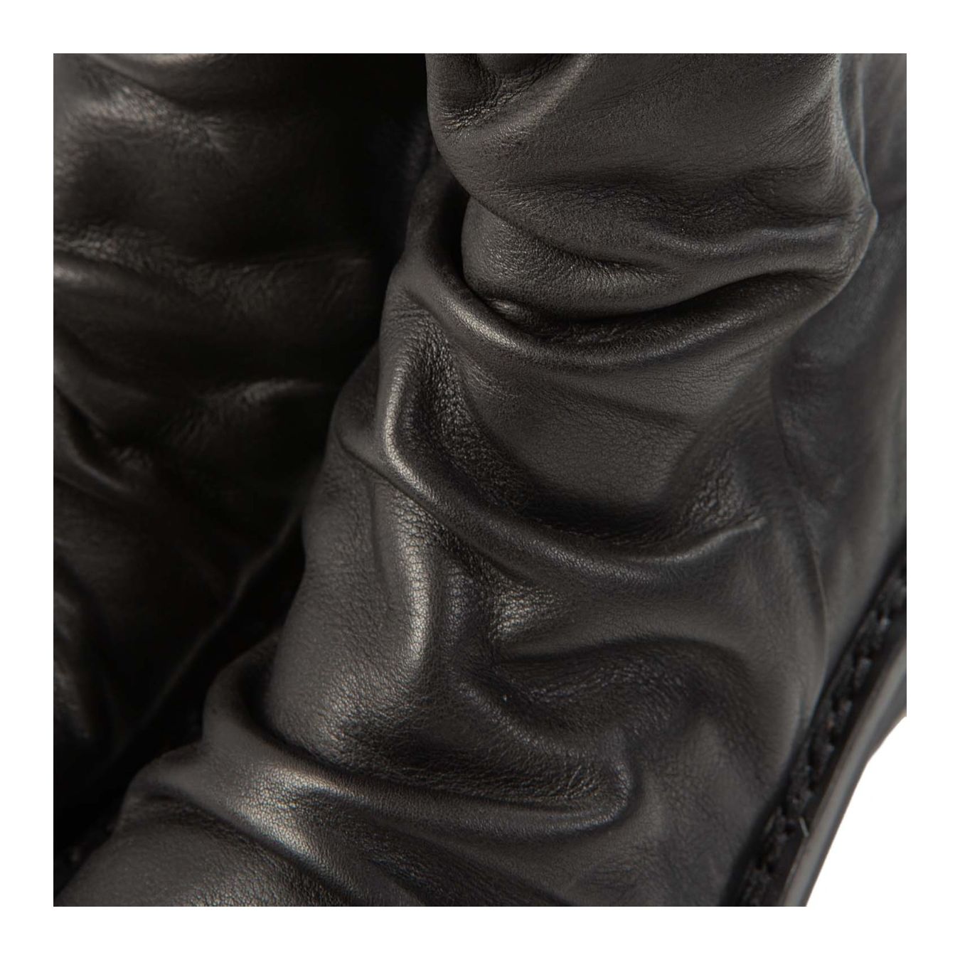 tronchetti PILAR con zeppa in pelle nera  pelle