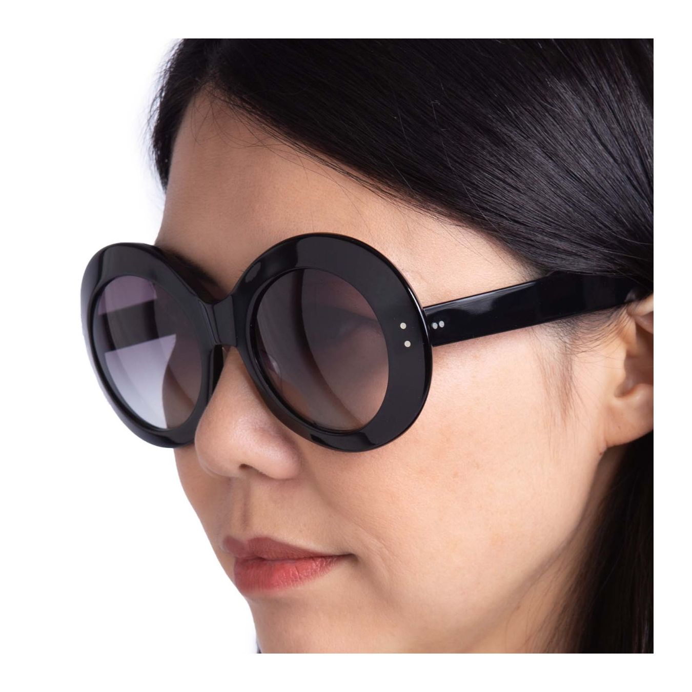 OLIVER GOLDSMITH OCCHIALE TONDO KOKO NERO indossati profilo