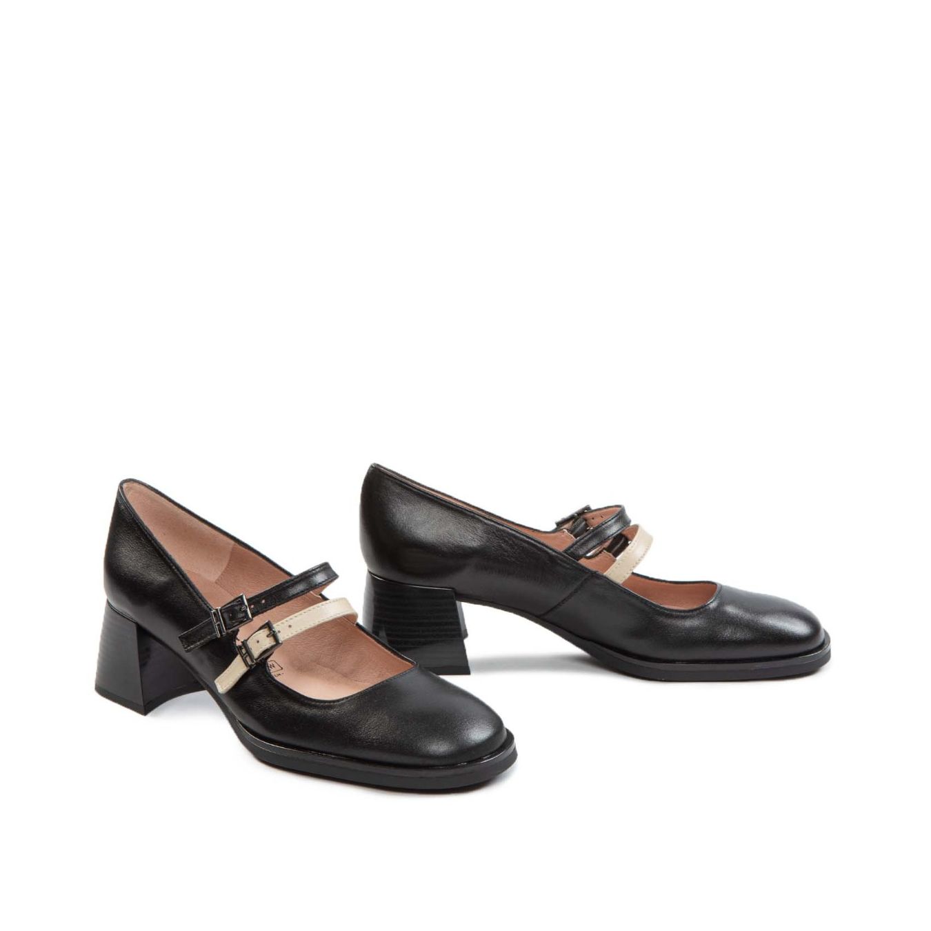 bebe con fibbie e tacco basso lato