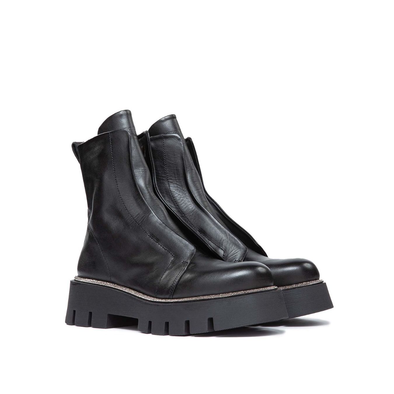 stivaletto in pelle nera patrizia bonfanti