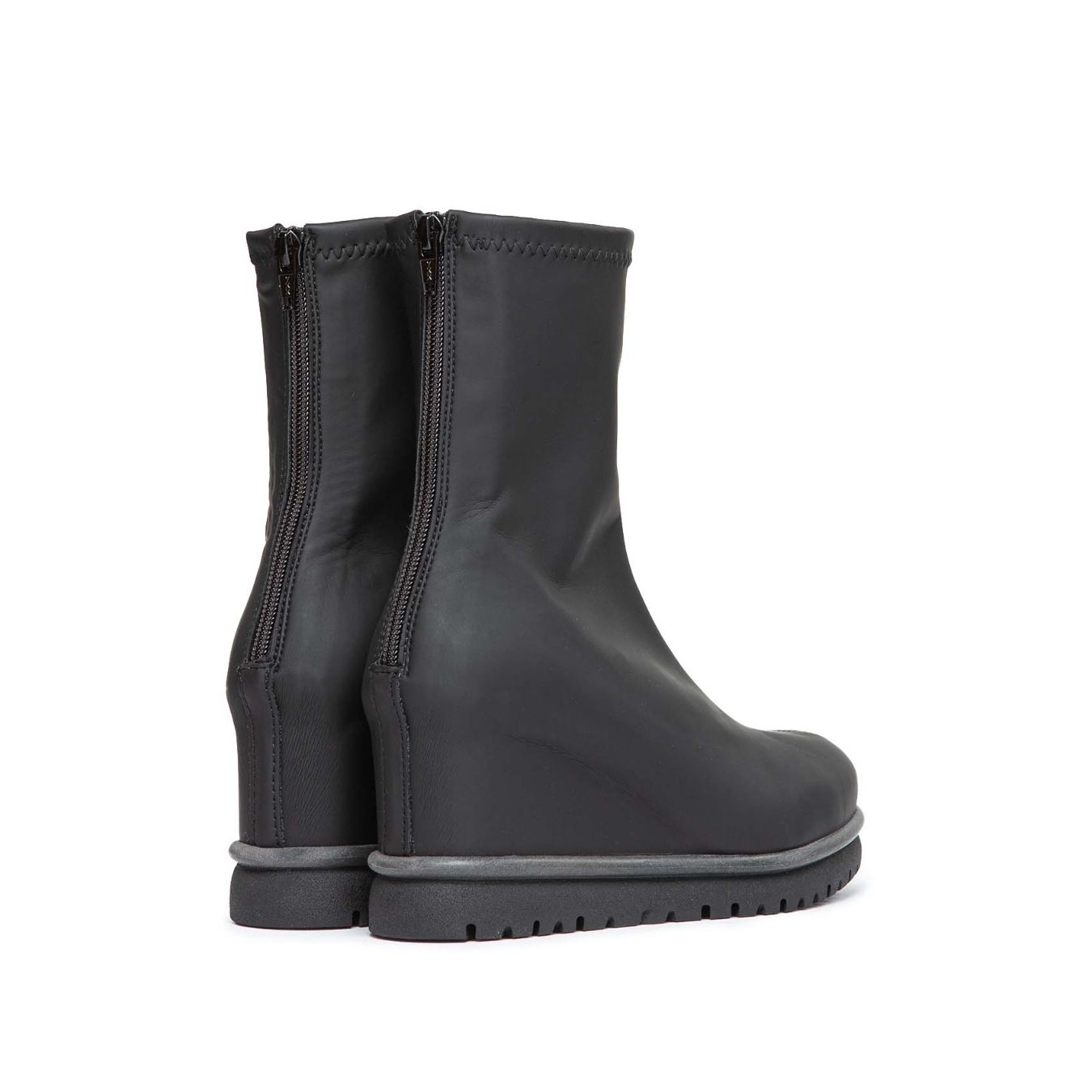stivaletto in pelle nera patrizia bonfanti
