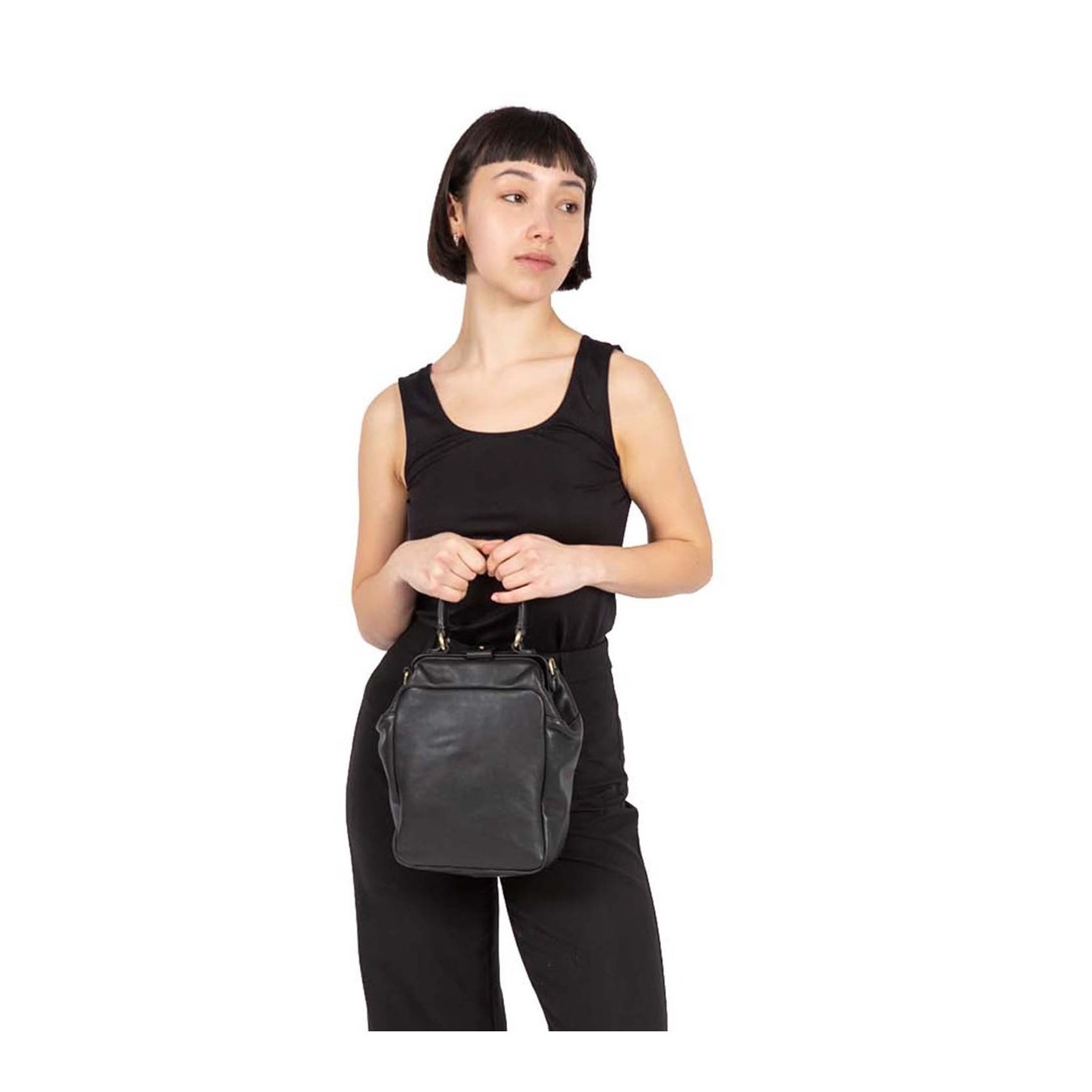 zaino in pelle nera