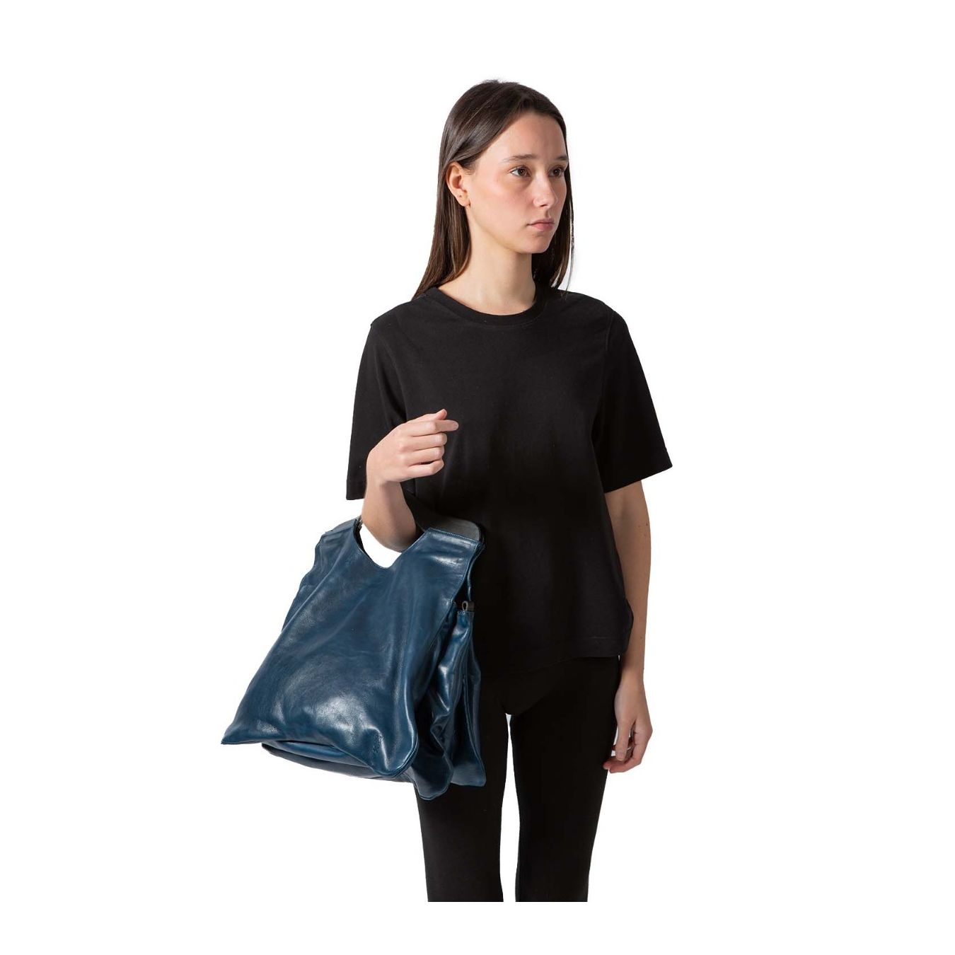 shopper blu indossata