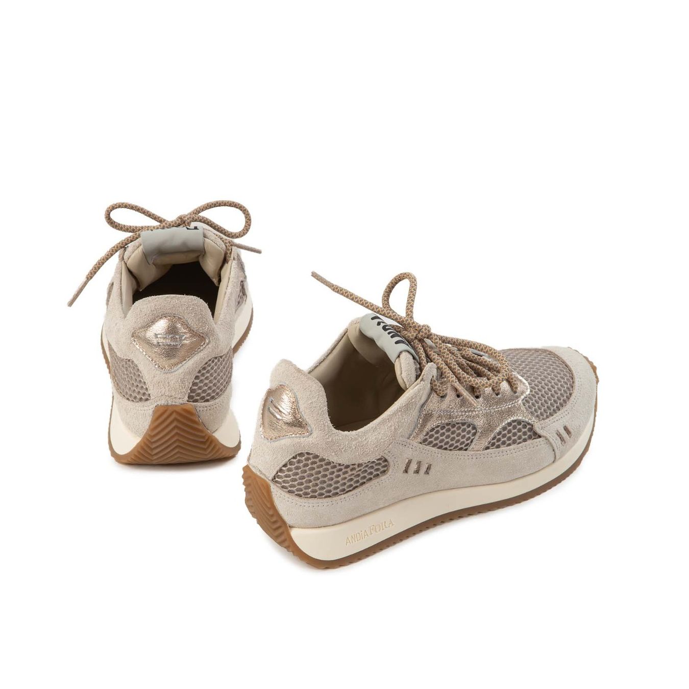 sneakers HOTY in pelle ghiaccio dietro