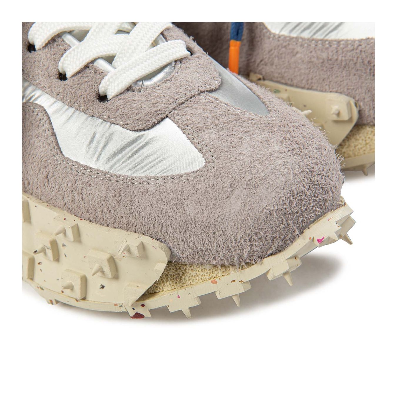 sneakers JOLT silver punta