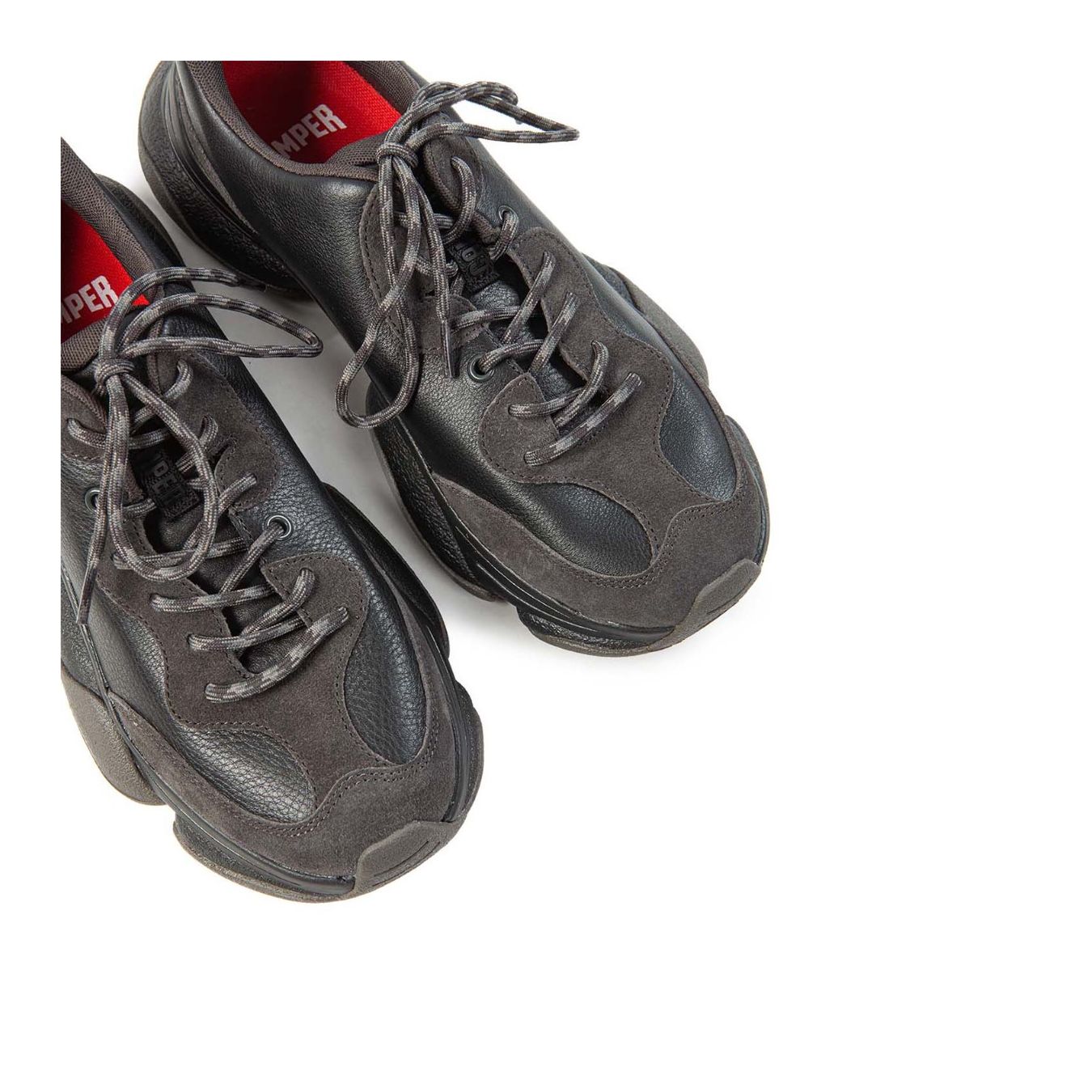 sneakers KARTS nera sopra