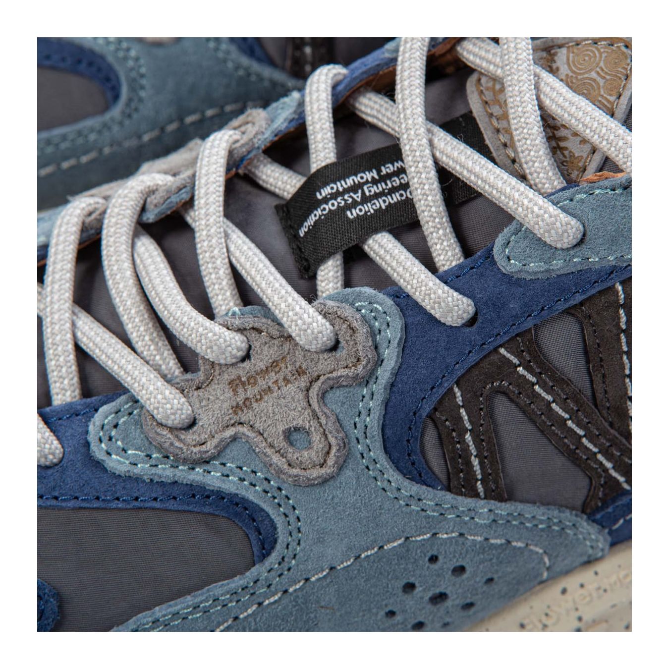 sneakers SOLIN MAN light blue lacci