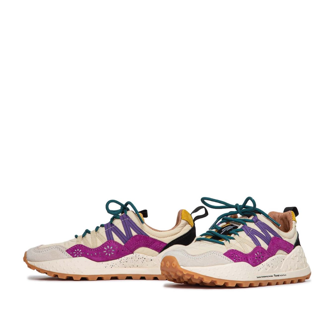 sneakers in camoscio