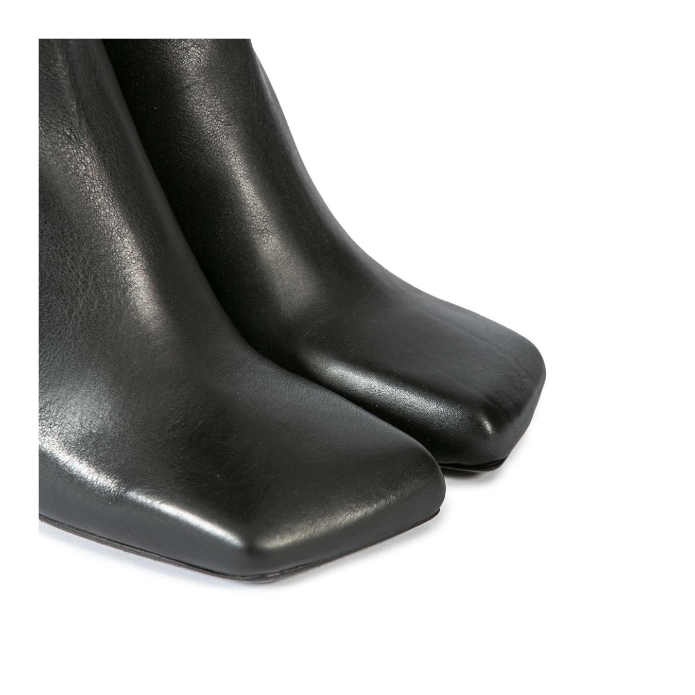 stivale tacco scultura in pelle nera  punta