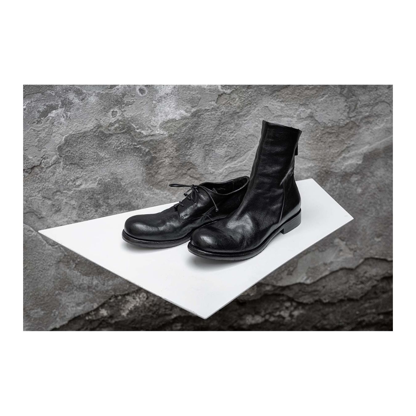 stivaletto nero luce