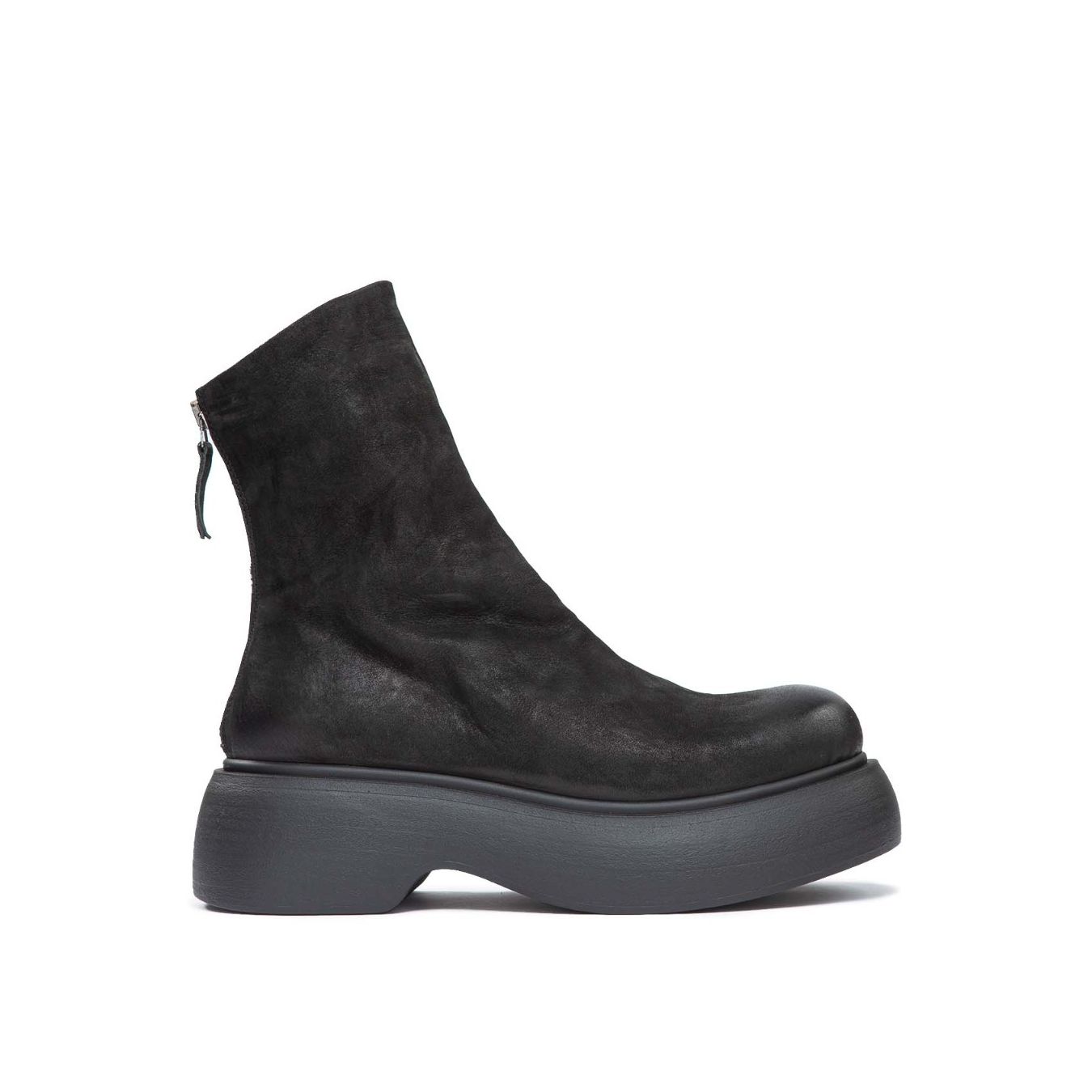 biker in camoscio nero