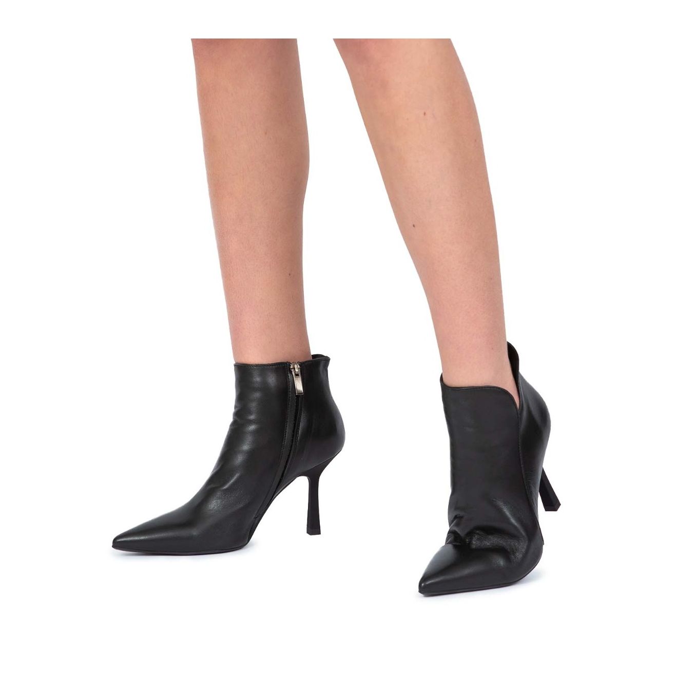 stivaletto tacco stiletto pelle nera