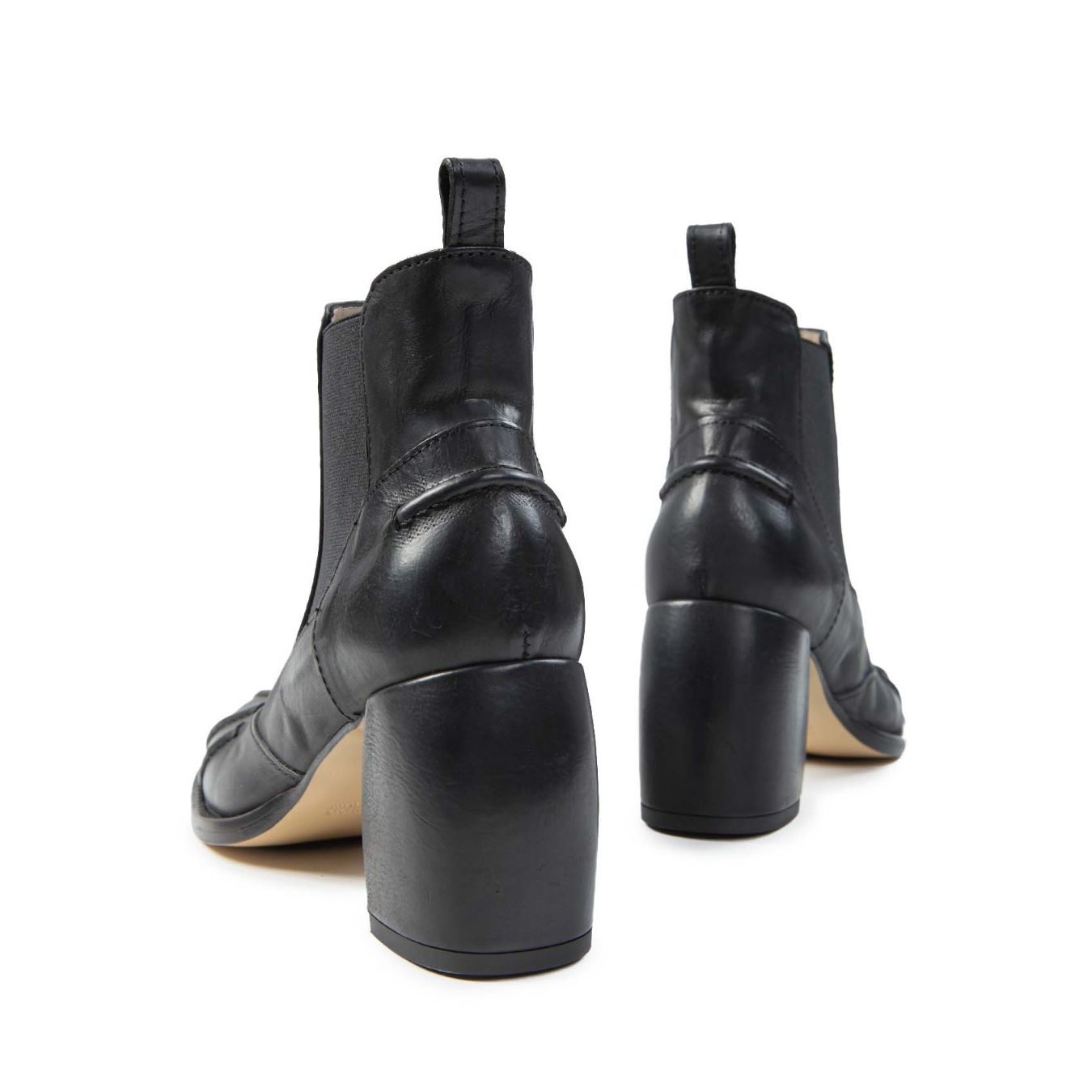 tronchetti beatles in pelle nera tacco
