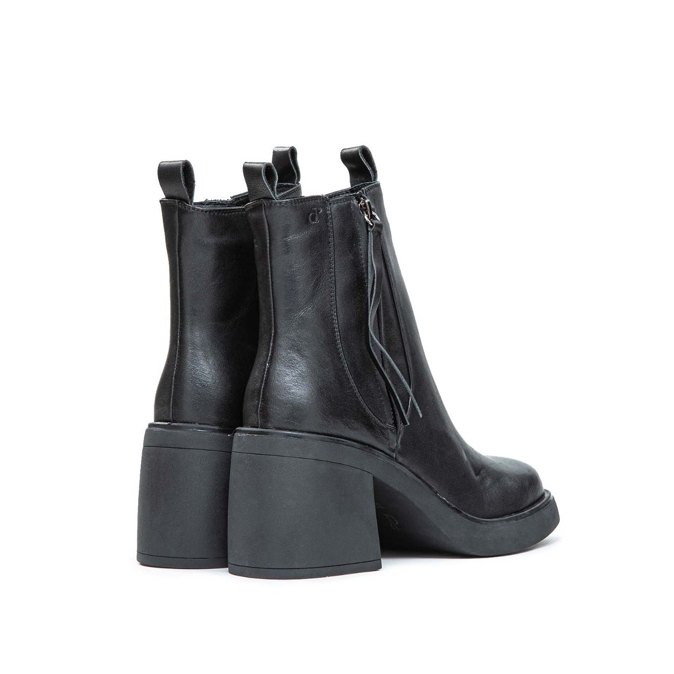 stivaletto in pelle nera