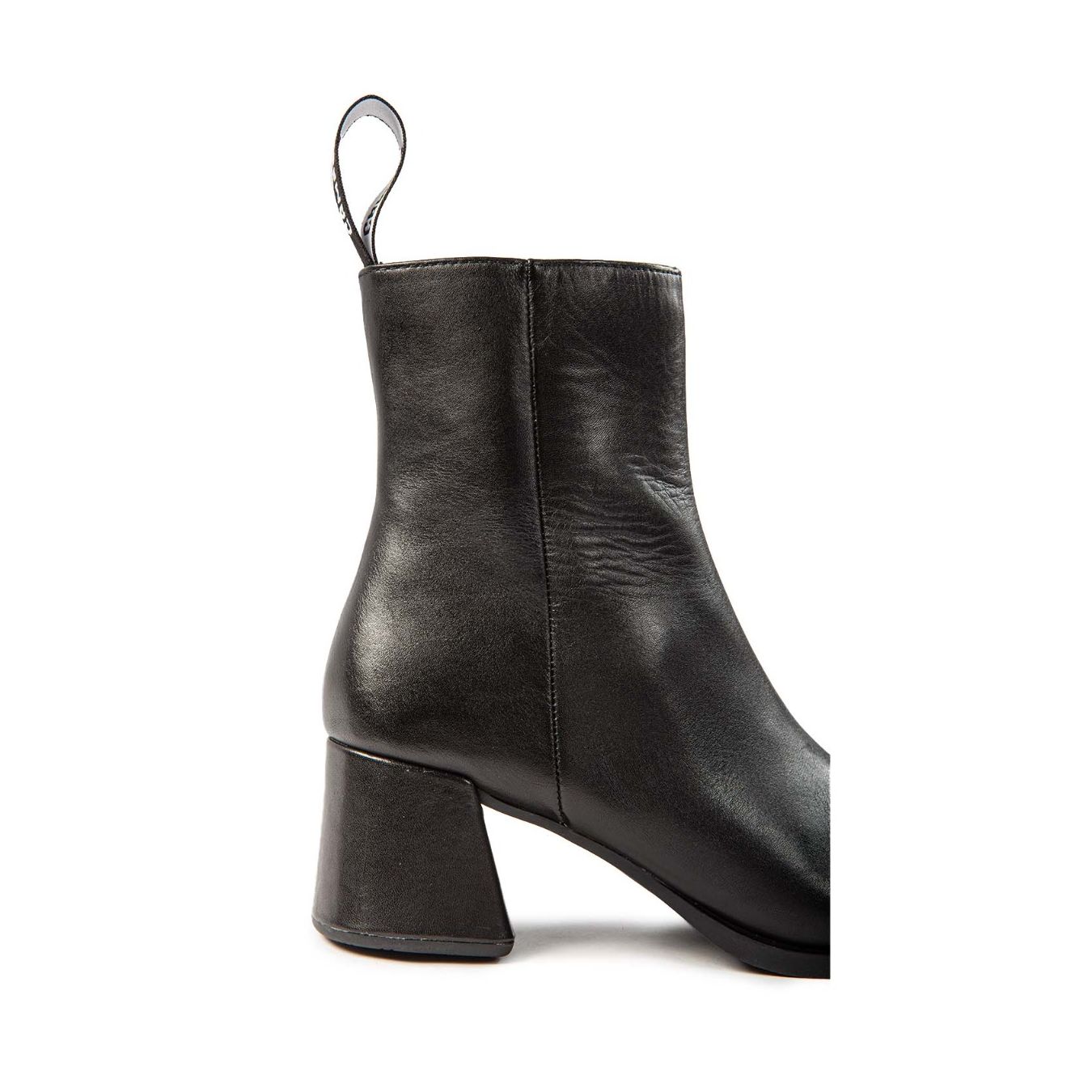 tronchetto KORA in pelle nera tacco