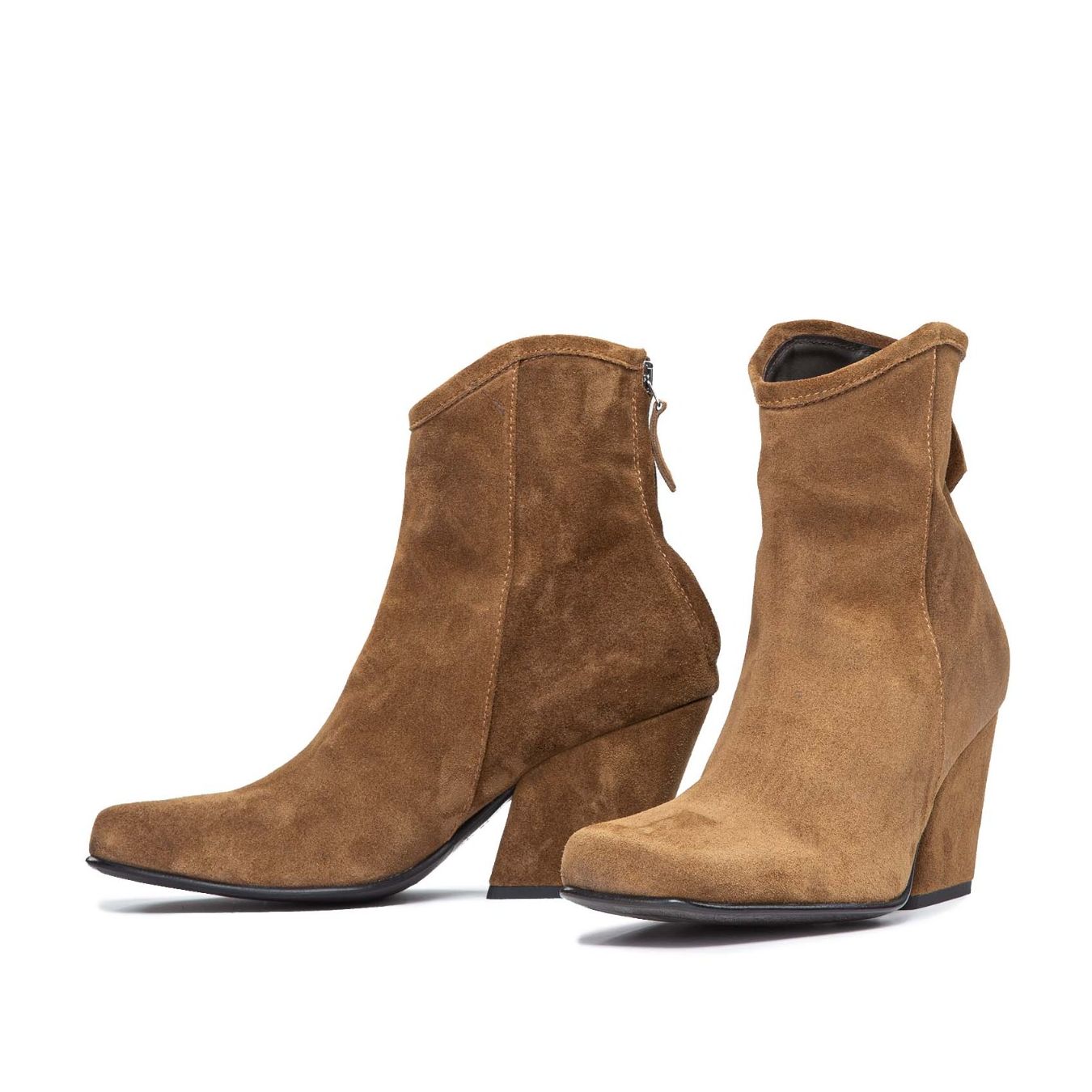 stivaletto camoscio beige