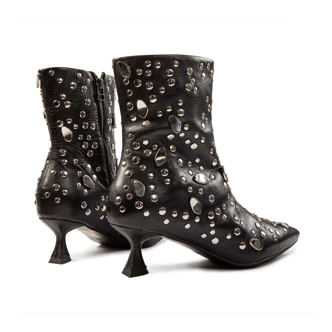  uma tronchetto multiborchie in pelle nera  dietro