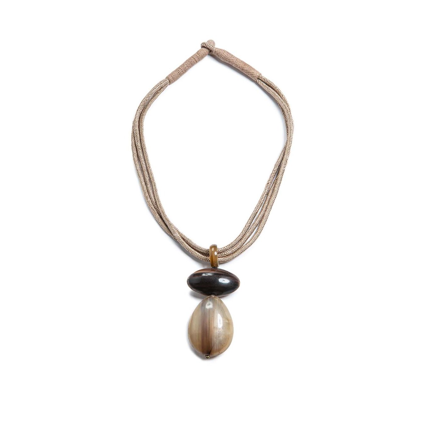 uma collana pendente a goccia oro