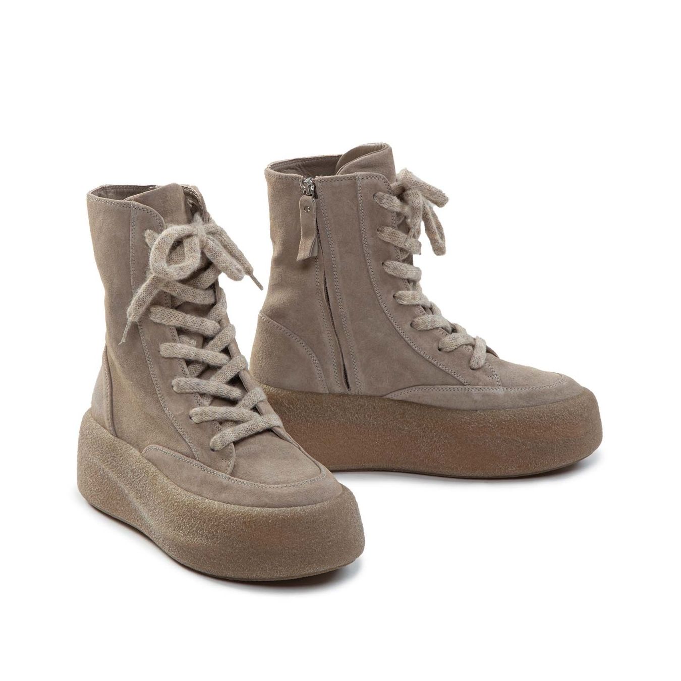 vic matiè anfibi in camoscio beige safari