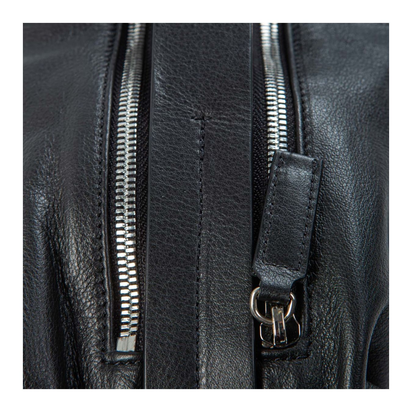 vic matie monospalla baguette in pelle nera cerniera